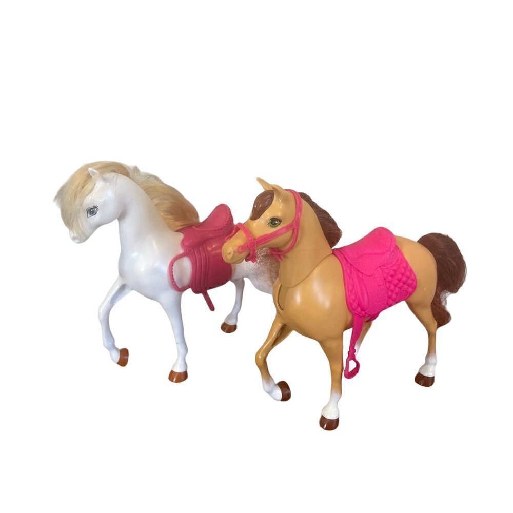 Mattel's Barbie Pink-Tastic Horse Tawny Pink Saddle Plus White Horse Unmarked